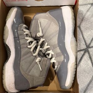 Jordan Kids Sneakers - Gray and White